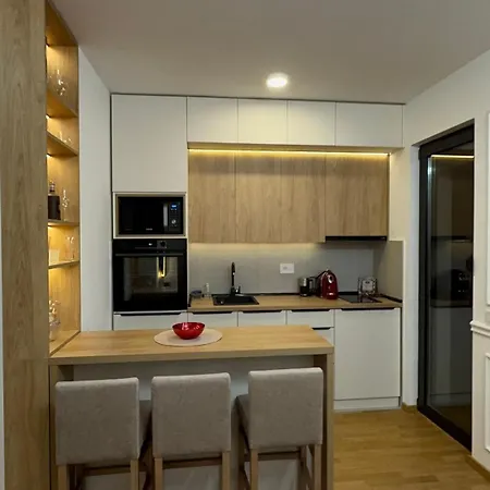 Apartment Talija 3 *