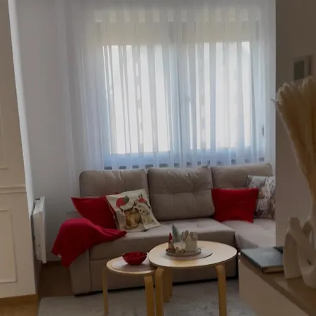 Talija 3 Apartment *